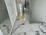 Izdavanje, kuća, 215m², Sremska Kamenica, Petrovaradin - image 15