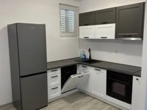 Sale, one bedroom apartment, 48m², Dubovica, Budva - image 7