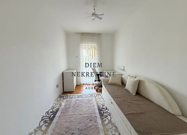 Rent, two bedroom apartment, 80m², Stari Aerodrom, Podgorica