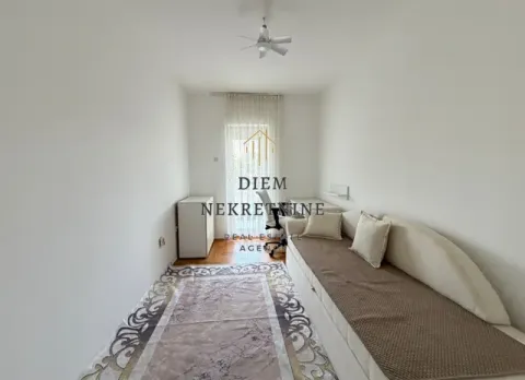 Rent, two bedroom apartment, 80m², Stari Aerodrom, Podgorica - image 9