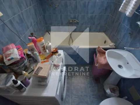 Prodaja, trosoban stan, 120m², Pobrežje, Podgorica - image 13