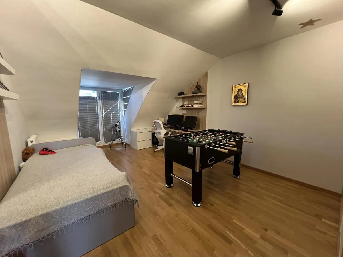 Prodaja, stan, 111m², Sajam, Novi Sad Sve Podlokacije