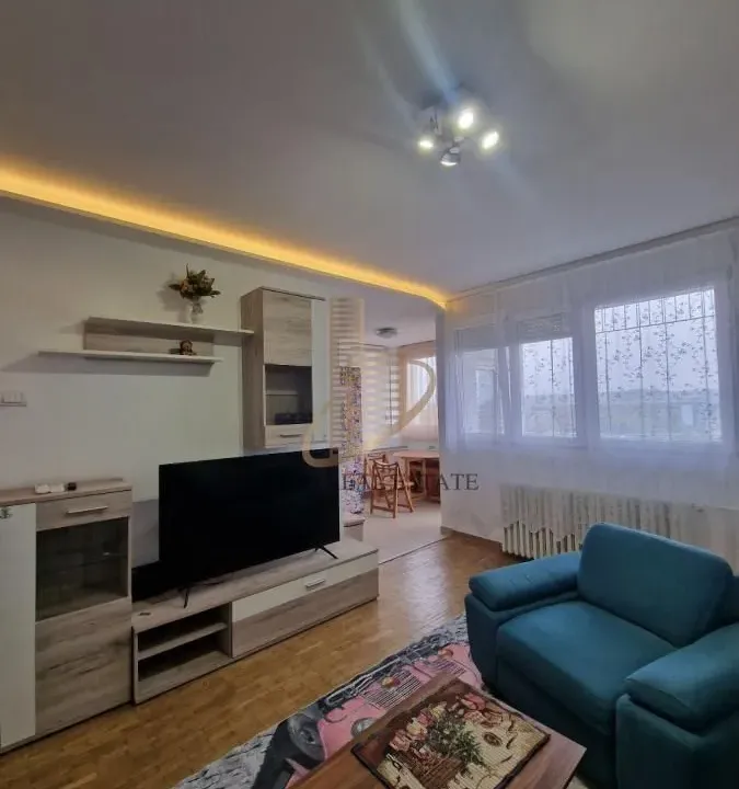 Izdavanje, trosoban stan, 71m², Novi Beograd Blok 37, Novi Beograd Sve Podlokacije