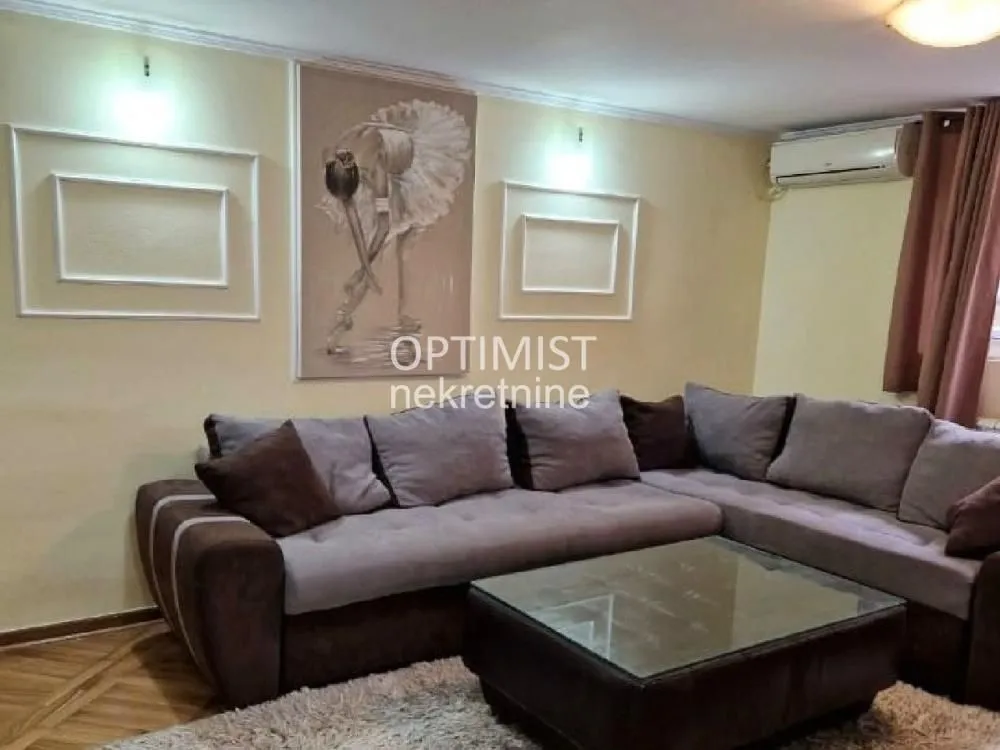 Izdavanje, dvosoban stan, 65m², Čukarica, Beograd