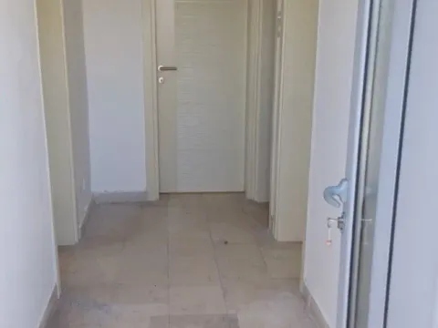 Izdavanje, poslovni prostor, 73m², Zeta, Podgorica - image 10