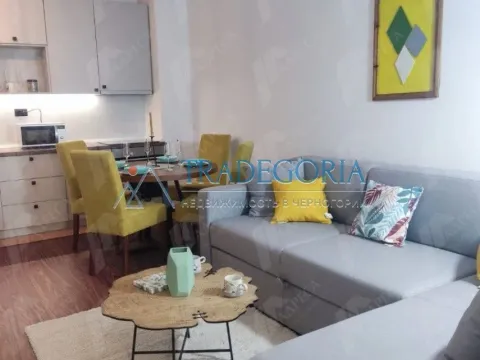 Prodaja, dvosoban stan, 85m², Petrovac, Budva - image 7