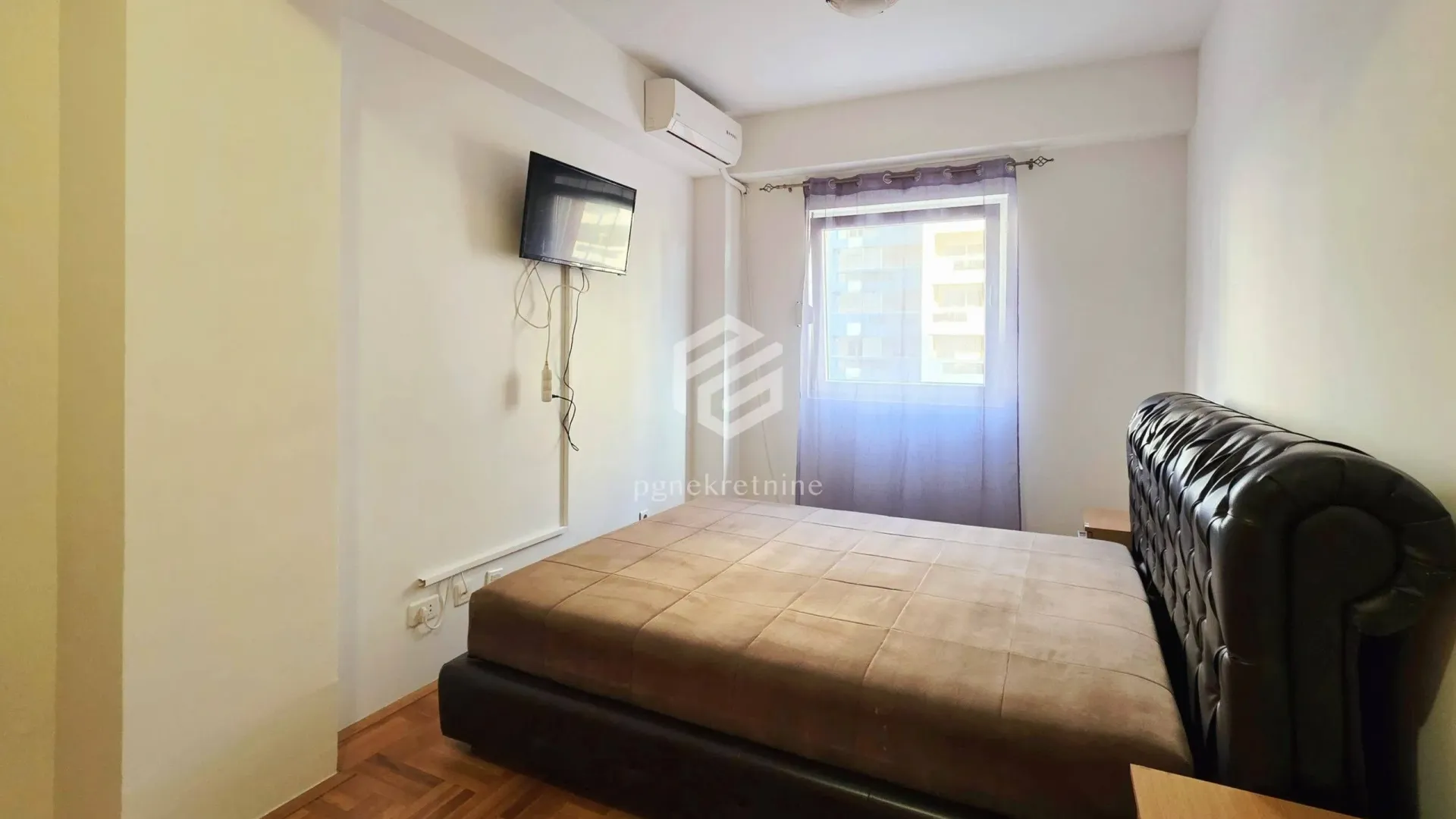 Izdavanje, dvosoban stan, 80m², City Kvart, Podgorica