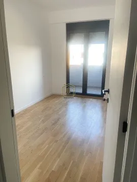 Rent, one bedroom apartment, 45m², Stari Aerodrom, Podgorica - image 3