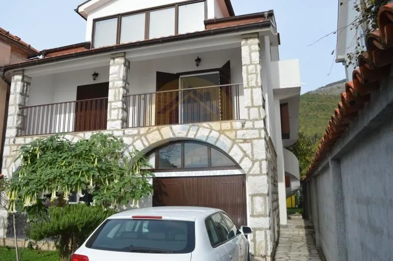 Prodaja, kuća, 300m², Bijela, Herceg Novi