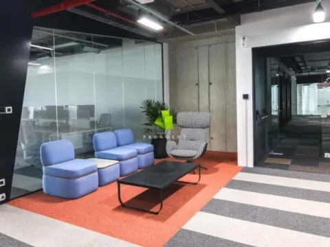 Poslovni prostor in Medijana