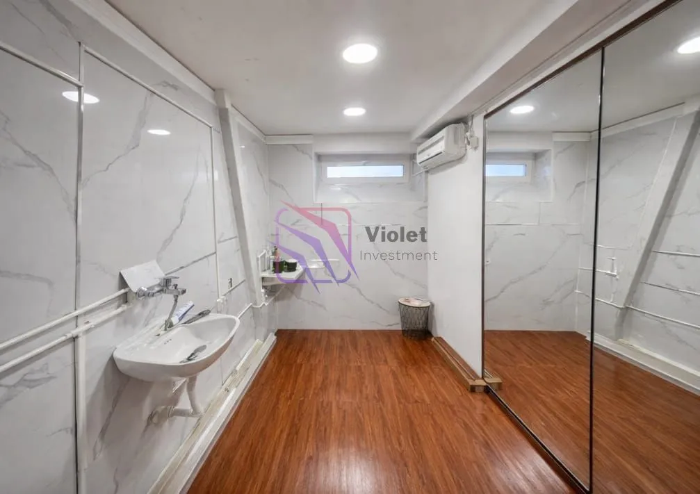 Izdavanje, poslovni prostor, 15m², Centar, Podgorica