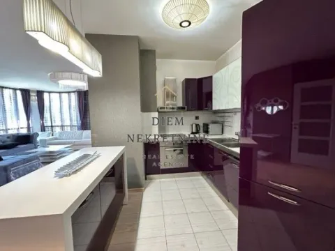 Izdavanje, trosoban stan, 140m², Preko Morače, Podgorica - image 13