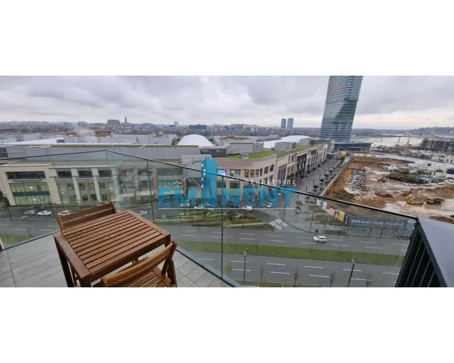 Izdavanje, trosoban stan, 72m², Savski Venac, Beograd