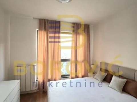 Rent, three bedroom apartment, 80m², Savski Venac, Beograd - image 9