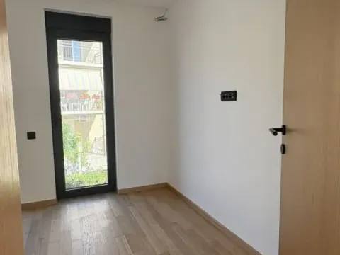 Prodaja, dvosoban stan, 6177m², Tivat, Crna Gora - image 9