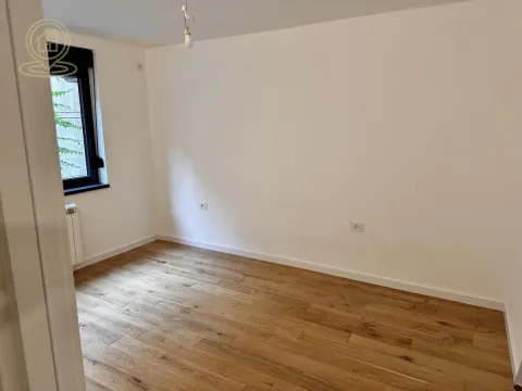 Prodaja, trosoban stan, 68m², Vukov Spomenik, Zvezdara Sve Podlokacije - image 7