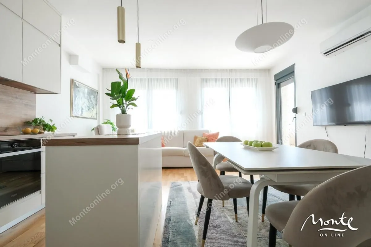 Sale, two bedroom apartment, 63m², Tivat, Crna Gora