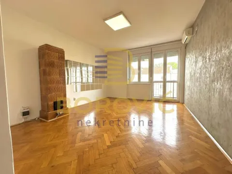 Sale, two bedroom apartment, 68m², Stari Grad, Beograd - image 2