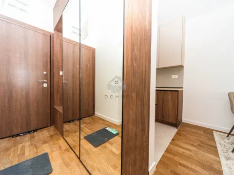 Rent, one bedroom apartment, 45m², Stari Aerodrom, Podgorica - image 9