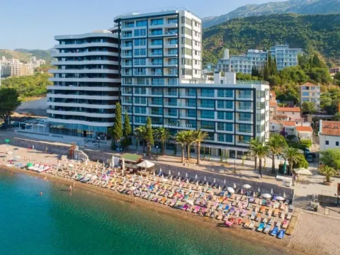Rent, one bedroom apartment, 55m², Bečići, Budva - image 3