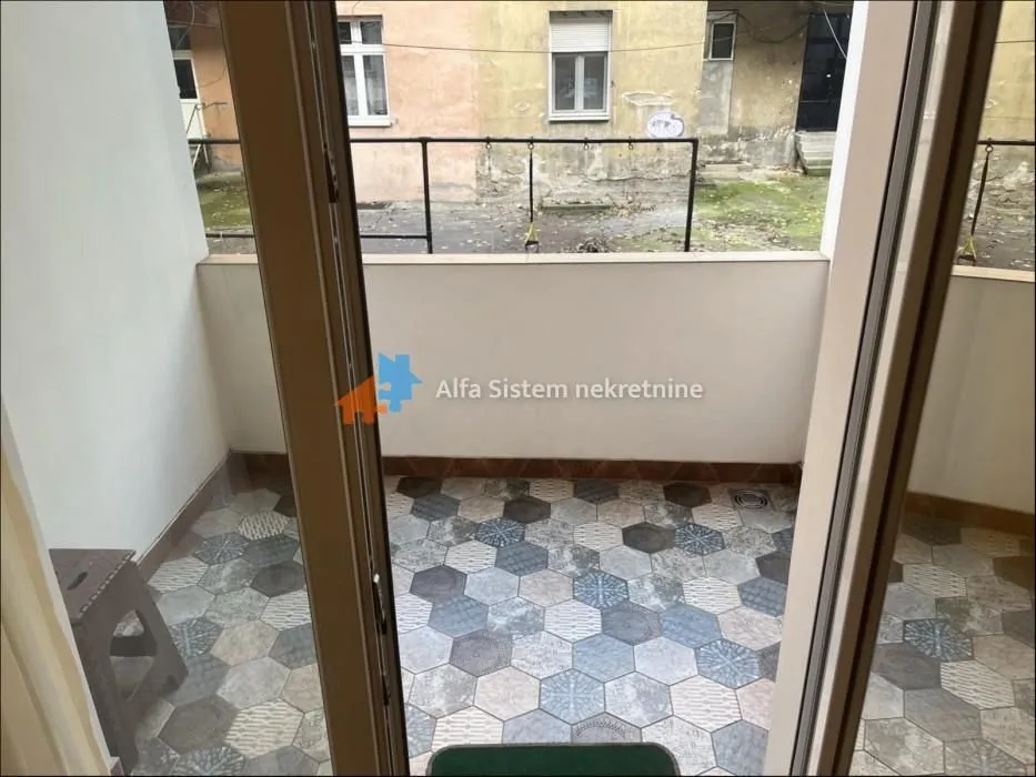 Rent, two bedroom apartment, 40m², Stari Grad, Beograd