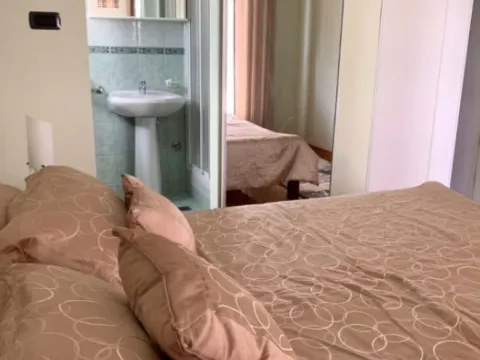 Rent, two bedroom apartment, 81m², Makedonsko naselje, Bar - image 4