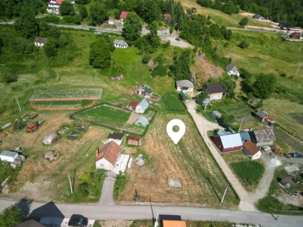 Prodaja, plac, 2000m², Centar, Kolašin