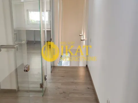 Sale, three bedroom apartment, 72m², Profesorska Kolonija, Palilula Sve Podlokacije - image 2
