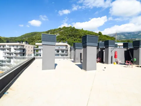 Sale, three bedroom apartment, 140m², Budva, Crna Gora - image 21