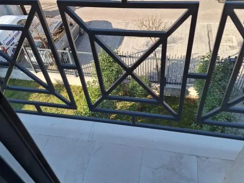 Izdavanje, jednosoban stan, 36m², Dalmatinska ulica, Podgorica - image 11