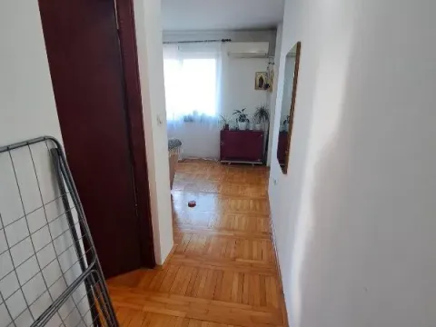 Prodaja, dvosoban stan, 37m², Karaburma, Palilula Sve Podlokacije - image 10