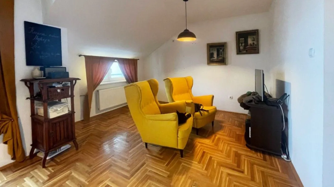 Prodaja, četvorosoban stan, 66m², Petrovaradin, Novi Sad