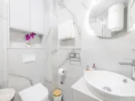 Izdavanje, jednosoban stan, 40m², Bečići, Budva - image 4