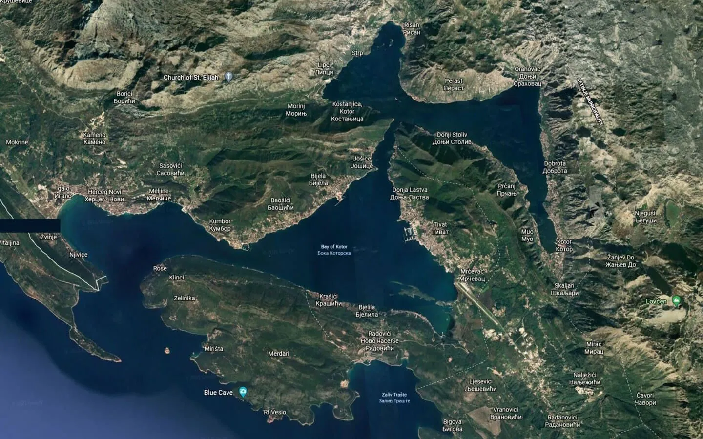Satelitski snimak zaliva i okolnih naselja sa označenim lokacijama.