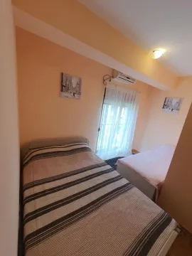 Izdavanje, jednosoban stan, 37m², Blok 6, Podgorica - image 4