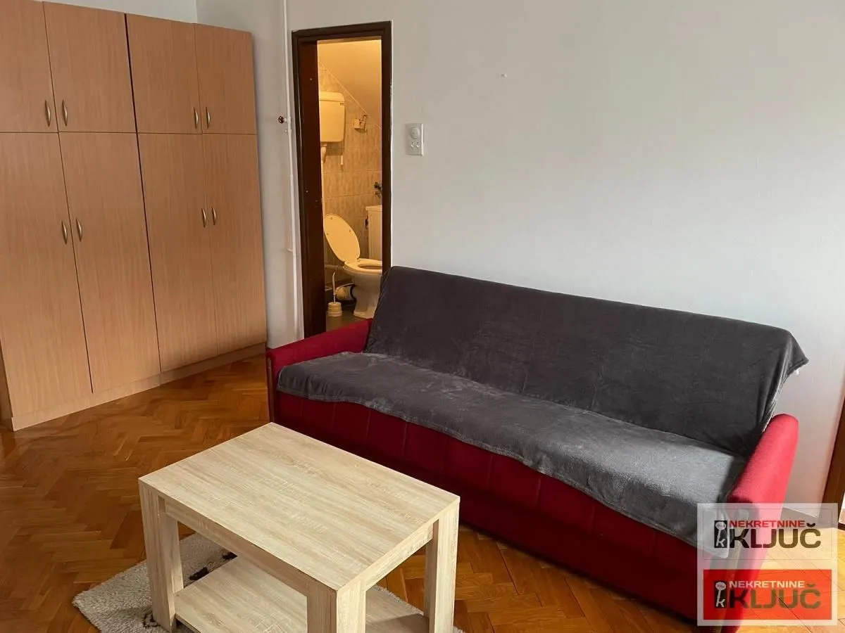Prodaja, jednosoban stan, 26m², Centar, Novi Sad