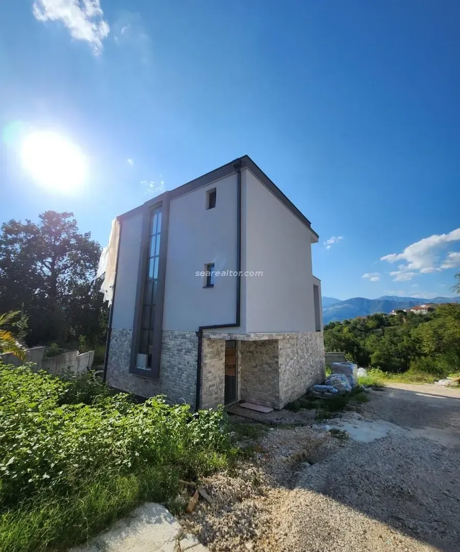 Prodaja, kuća, 230m², Tivat, Crna Gora