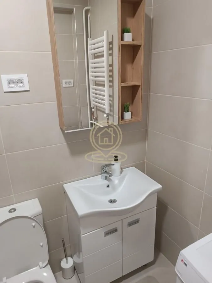 Izdavanje, garsonjera, 41m², Grbavica, Novi Sad Sve Podlokacije