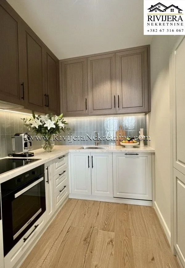 Prodaja, jednosoban stan, 53m², Risan, Kotor