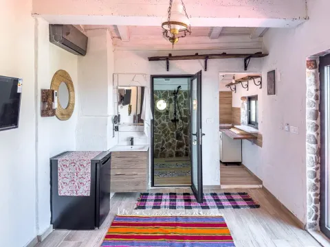 Sale, house, 240m², Bar, Crna Gora - image 2