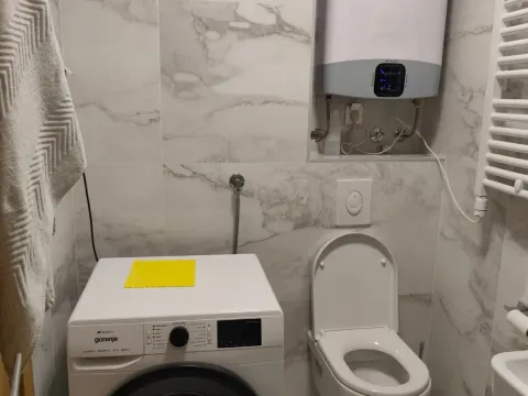 Izdavanje, jednosoban stan, 45m², New City, Podgorica - image 8