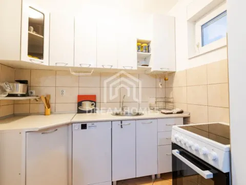 Izdavanje, dvosoban stan, 63m², Blok 9, Podgorica - image 3