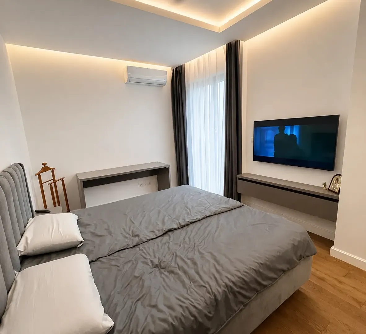 Prodaja, jednosoban stan, 65m², Soho City, Bar