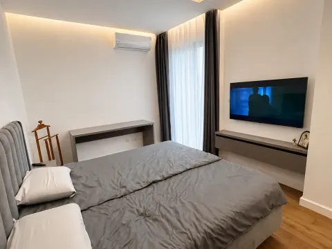 Prodaja, jednosoban stan, 65m², Soho City, Bar - image 5