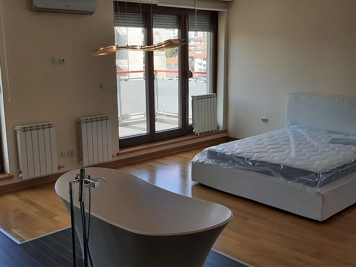 Sale, four bedroom apartment, 166m², Vračar Sve Podlokacije, Beograd