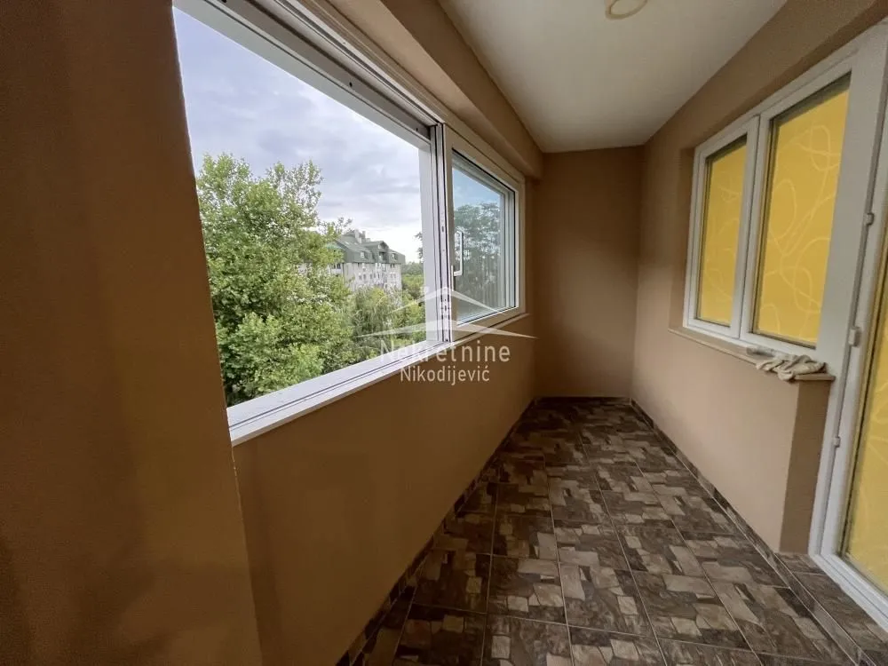 Izdavanje, stan, 154m², Filmski Grad, Beograd