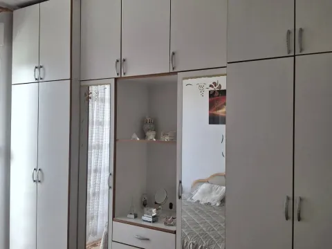 Izdavanje, dvosoban stan, 55m², Stari Aerodrom, Podgorica - image 7