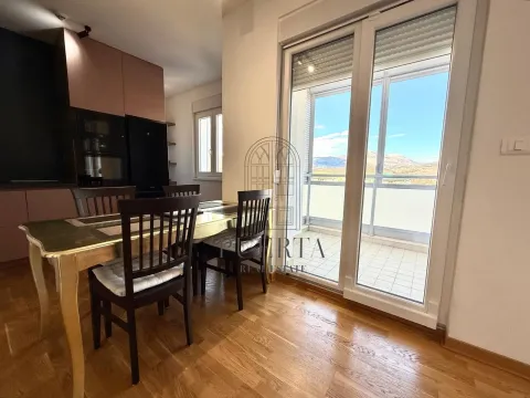 Rent, one bedroom apartment, 49m², City Kej, Podgorica - image 5