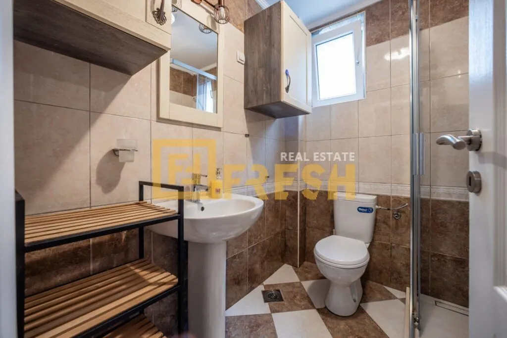 Prodaja, dvosoban stan, 70m², Cetinje, Crna Gora