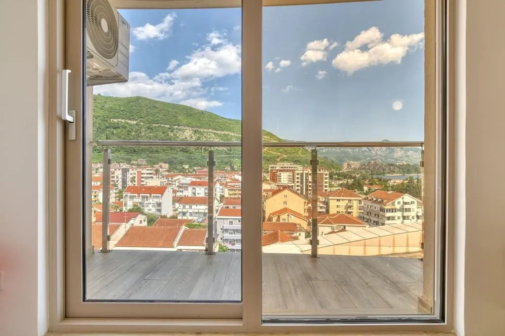 Rent, studio apartment, 40m², Budva, Crna Gora